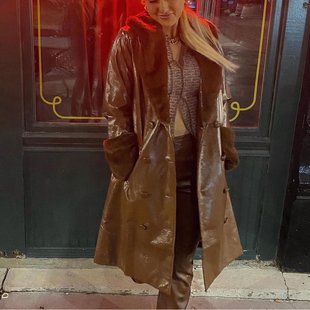 BROWN LEATHER/ FUR COAT ~ WORN ONCE/ SIZE S OR 4